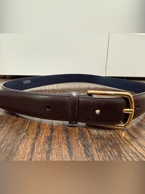 Vintage Coach 1980s/1990s 34” Brown Leather Men's Belt with Solid Brass Buckle
